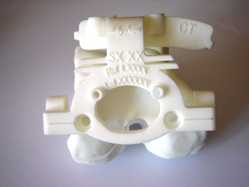 Distal view of femoral block mounted on femoral model